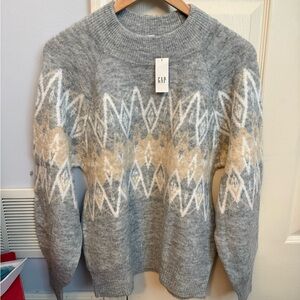 GAP Women's Crewneck Sweater in Gray and Cream